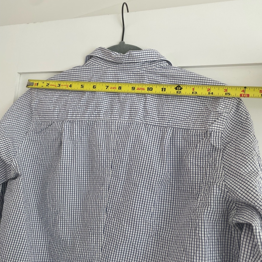 Like New Frank & Eileen Barry Crinkle Button-Up Shirt! Size Medium - Picture 4 of 6